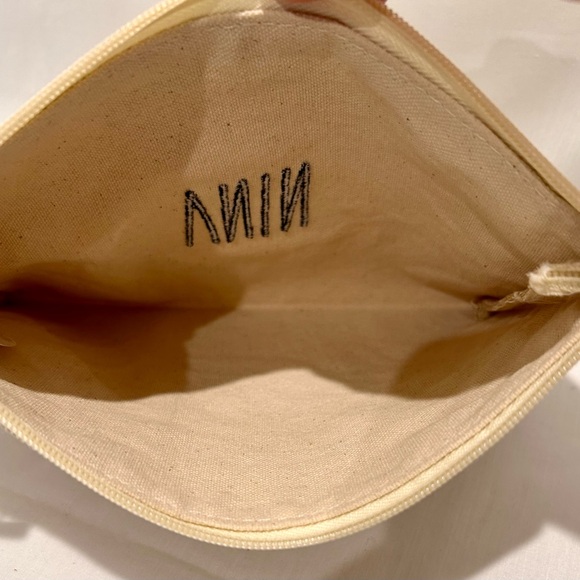 Personalized Jute Makeup Cosmetic Storage Bag Custom Embroidery - Picture 9 of 9